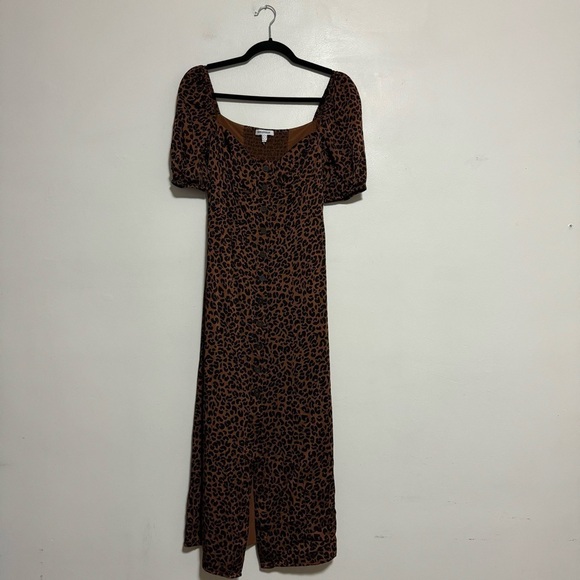 Good American Corset Puff Sleeve Midi Dress in Chai Leopard Print - Size 0/XS - Picture 5 of 10